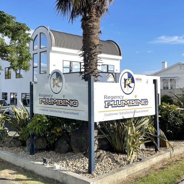 Regency Plumbing Limited Carousel 1