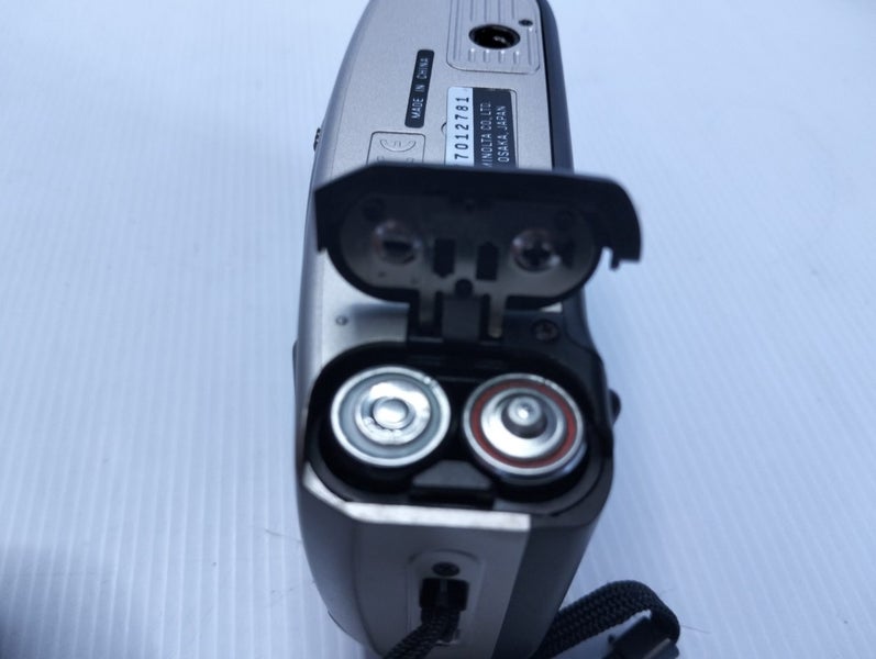 Minolta AF35 Big Finder 35mm point-and-shoot film camera. Carousel 8