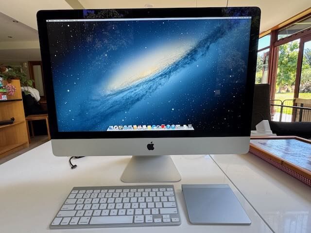 Immaculate iMac 27" 2TB Hard Drive 32 GB RAM Core i7 late 2012 Carousel 1