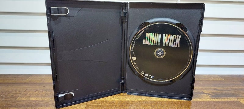 JOHN WICK [R16] Carousel 2