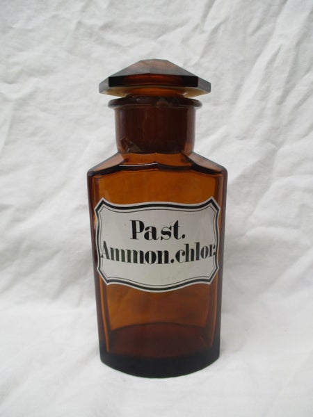 BT12 1640 - European Chemist Bottle / Jar - apothecary bottle - Past Ammon chlor Carousel 1
