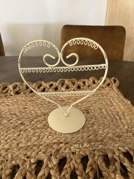 Earring Holder... Carousel 1