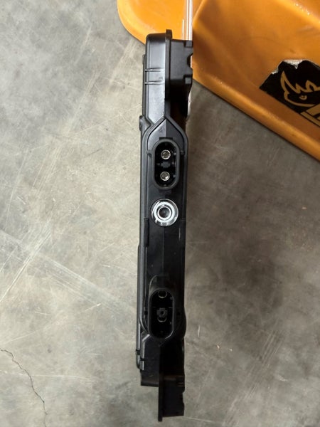 Enphase Microinverters IQ7-60-2-INT Carousel 2