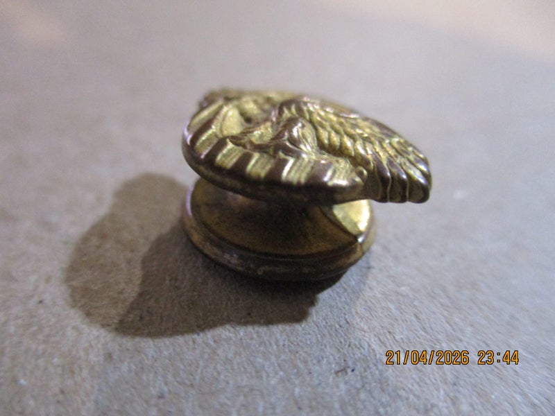 WWll USA honourable service lapel button ( ruptured duck) Carousel 6