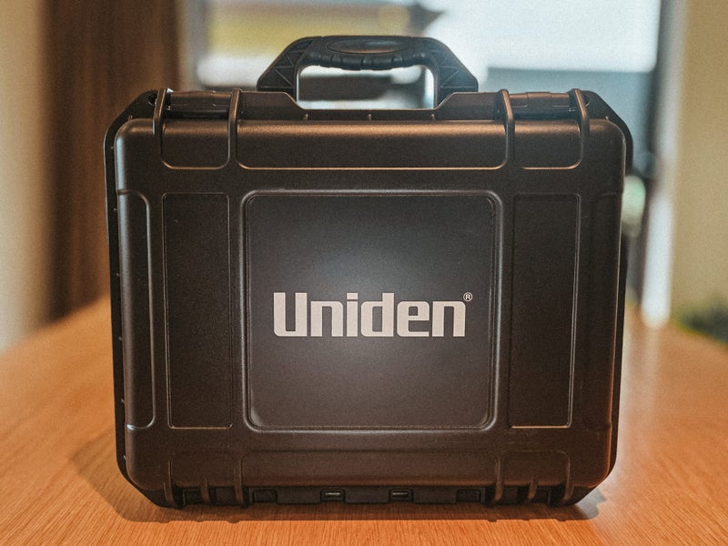 Brand New Uniden XTRAK 50-2TP 5W UHF Handheld Radio Kit Carousel 1