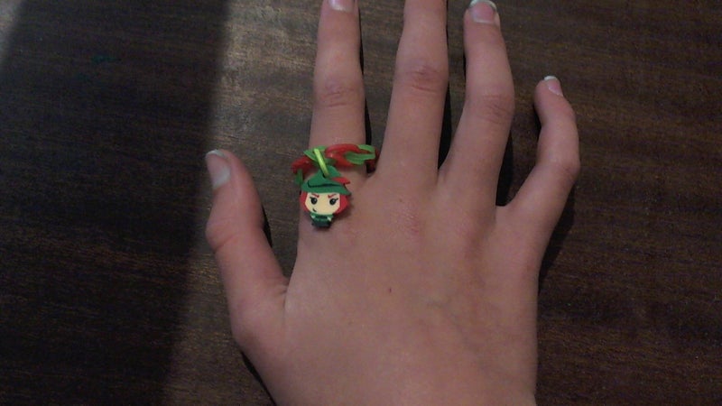 Red and green loom band ring with robinhood charm Carousel 2
