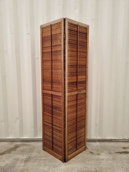 Cedar Wood Shutters 980 W x 2090 H [#4584 SF] Carousel 1