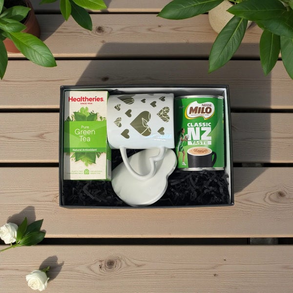 Valentine's Day Gift - Green Heart Comfort Gift Set Carousel 1