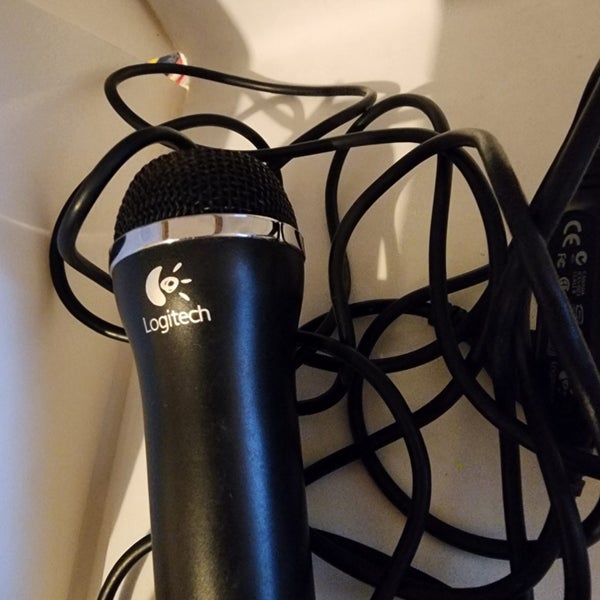\\Xbox360// We Sing Logitech USB Microphone Wii/PS3/Xbox 360 Carousel 1