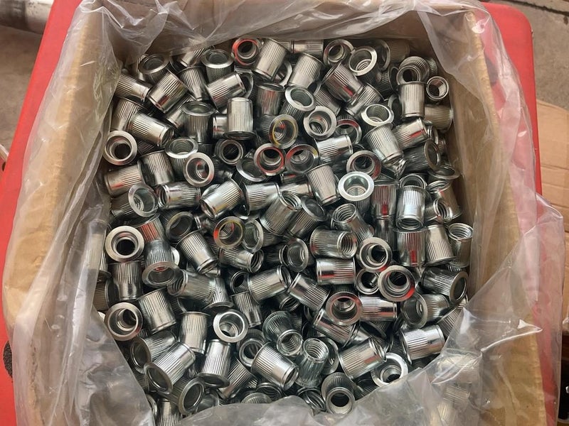 Rivtec M10 Steel Rivet-Nut Splined 0.7-3.8MM Carousel 1