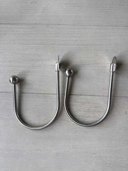Curtain tie-back hooks 2x Carousel 1