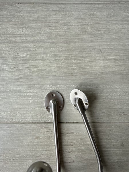 Curtain tie-back hooks 2x Carousel 2