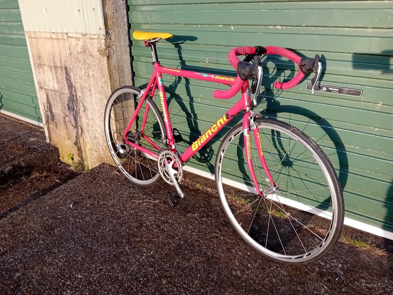 Aluminium Bianchi road bike made in Italy Carousel 2