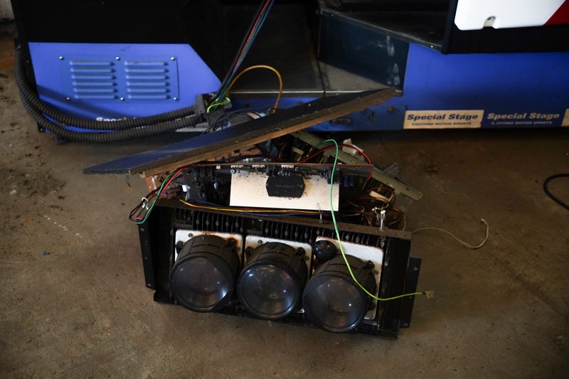 Sega Rally Championship Deluxe Arcade Machine Carousel 8