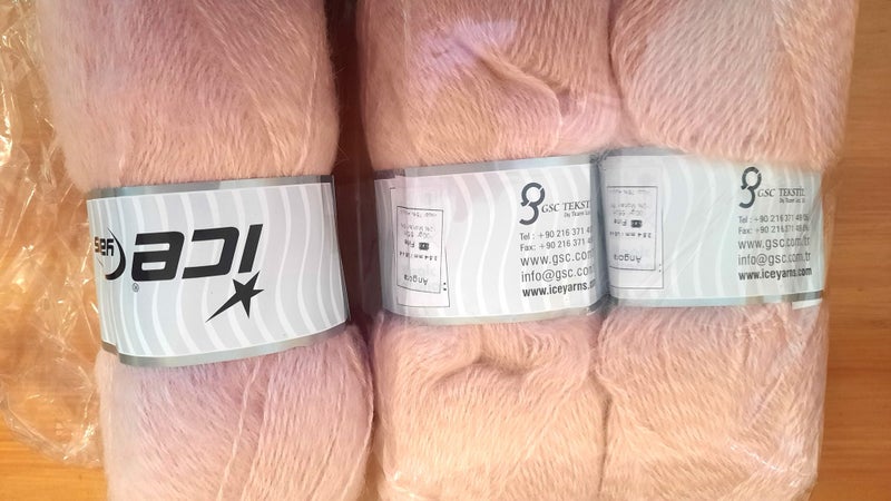 Knitting yarn - Angora - mohair blend - 3 x 100g balls - light dusky pink Carousel 2