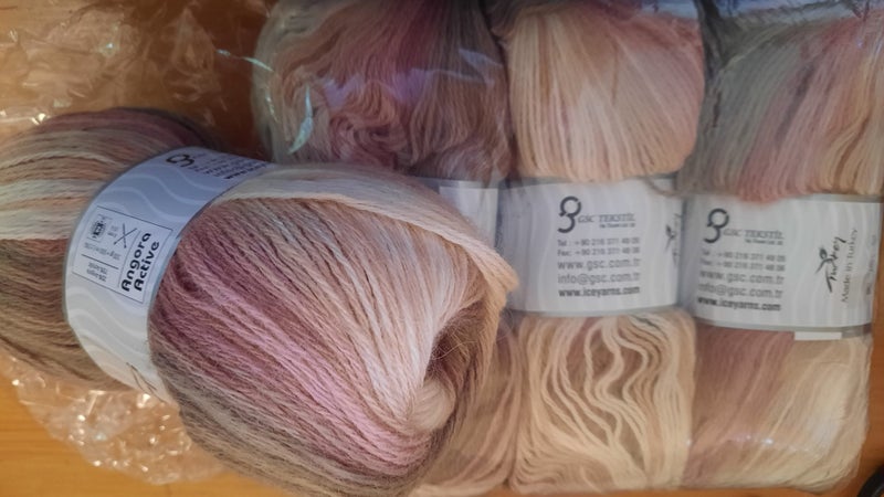 Knitting yarn - Angora blend - 3 x 100g balls - cream pink beige brown Carousel 1