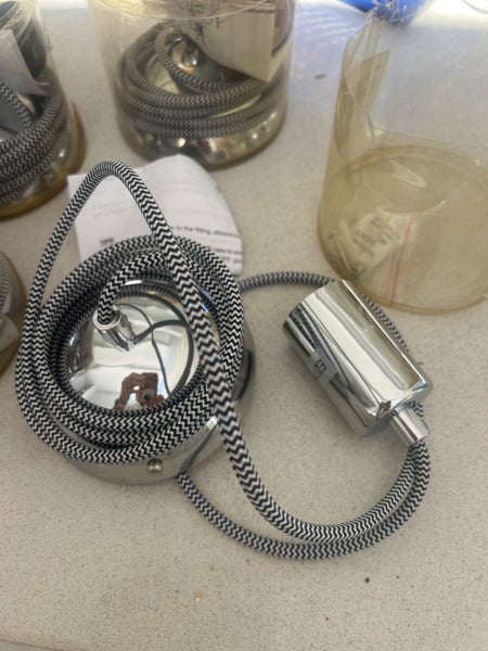 Four hanging lights new Carousel 4