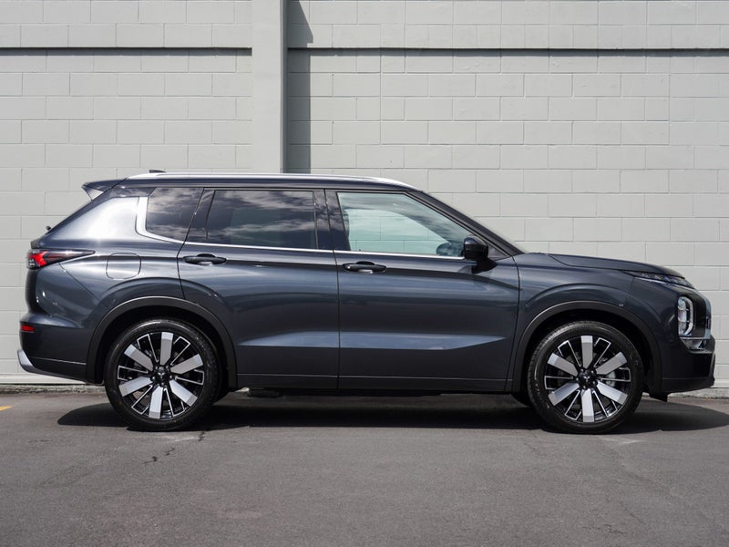 2026 Mitsubishi Outlander 2.5P EXCEED 4WD, photo 3