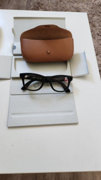 Rayban Meta Smart Glasses Gen 2 with AI and camera Carousel 1