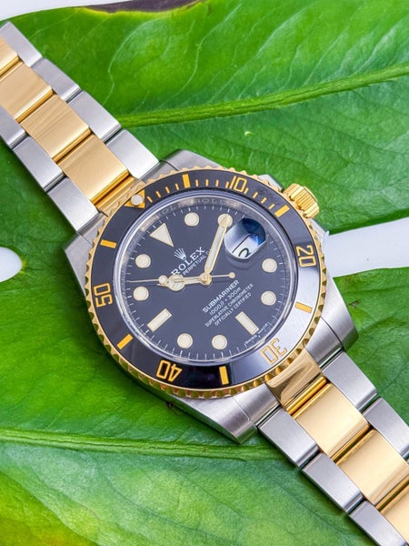 Rolex Oyster Perpetual Submariner Ref 116613LN Black 18ct Gold & Steel 2020 B&P Carousel 1
