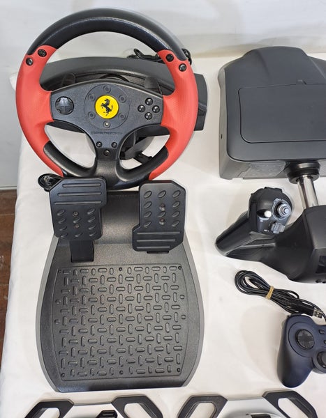 Bulk PC/Console Game Controllers / Joysticks / Xbox Carousel 2