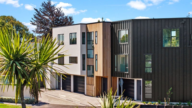 gallery carousel 1