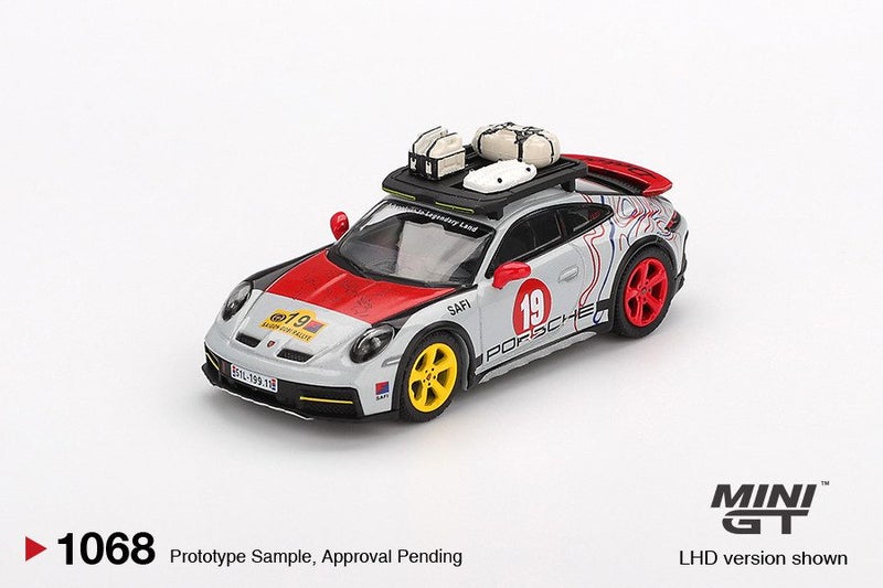 Mini GT Porsche 911 Dakar "Uncle Rally" Carousel 2