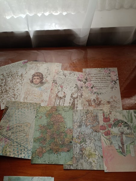 Retro, vintage Scrapbooking decorative Paper 60 Sheets. set 2 Carousel 5