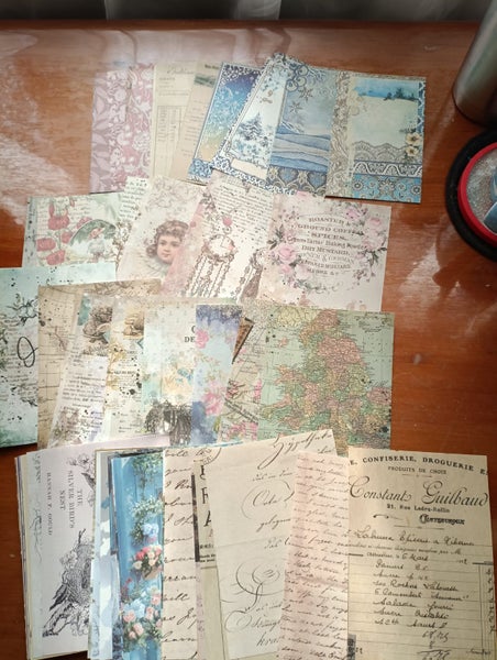 Retro, vintage Scrapbooking decorative Paper 60 Sheets. set 2 Carousel 1