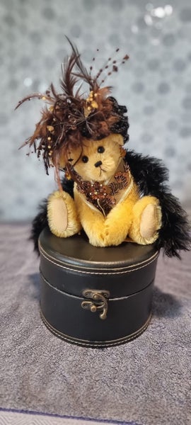 D'Lyell Bears Carousel 2