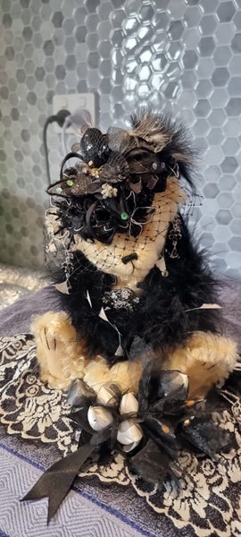 D'Lyell Bears Carousel 1