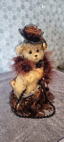 D'Lyell Bears Carousel 2