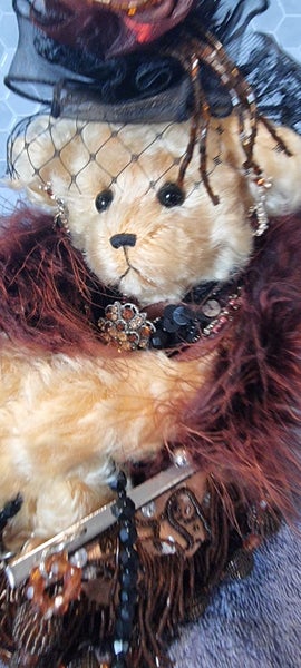 D'Lyell Bears Carousel 8