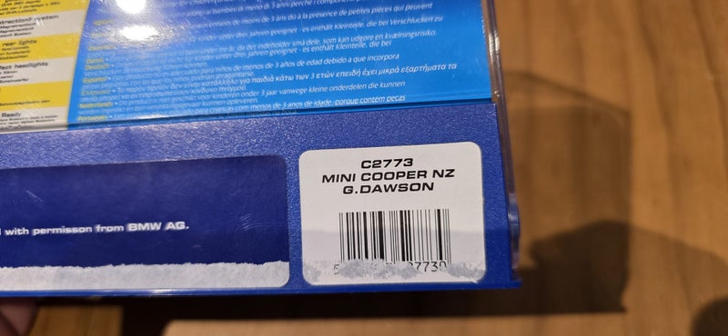 Scalextric C2773 Mini Cooper Carousel 2