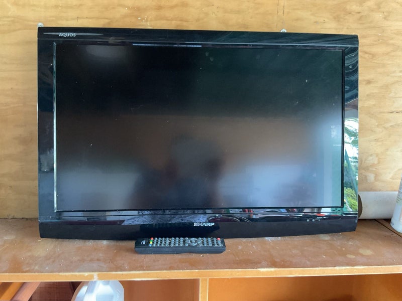 SHARP AQUOS TV Carousel 1