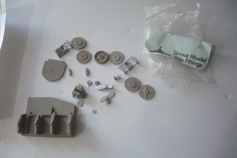 1:48 SCALE "MAIN SWEEP WINCH" RESIN KIT BY 'SIRMAR' (NEW) Carousel 1