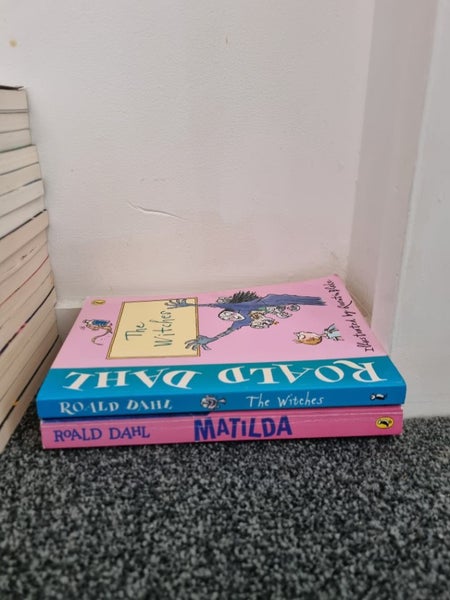 Assorted kids books (up to ~10yrs) Carousel 2