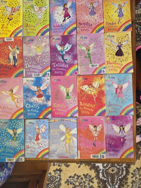 Rainbow Magic books x28 Carousel 3