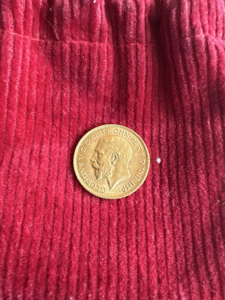 Australian Gold half sovereign 1915 Carousel 1