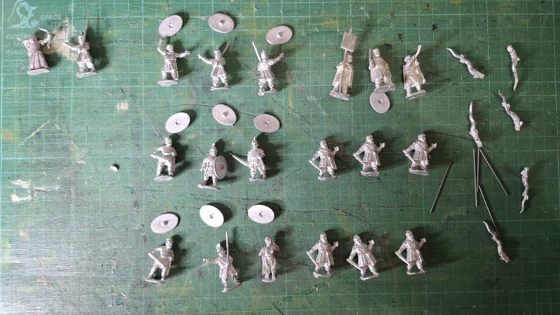 28mm LIR misc foot X 20 Carousel 1