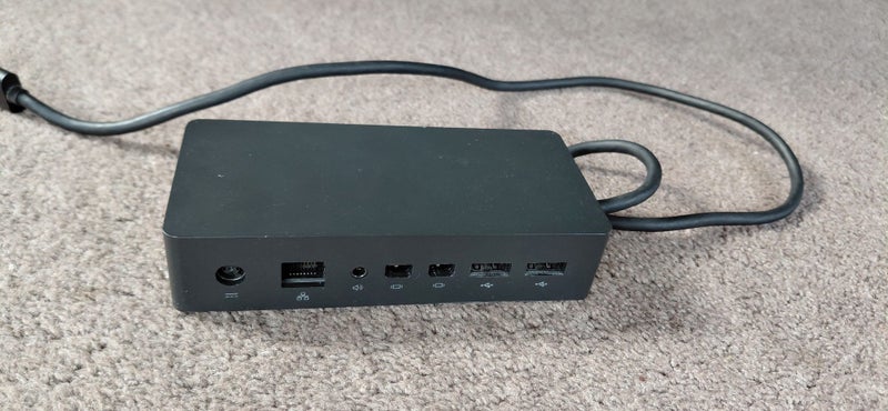 Microsoft Surface Dock 2 Carousel 5