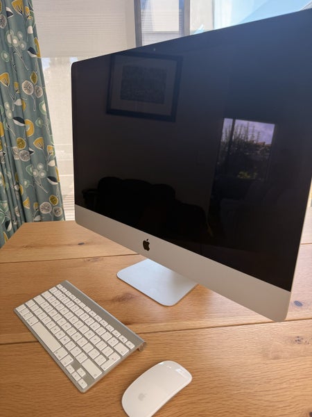iMac (2015) 4ghz 16gb Ram 3.2TB storage 5K Retina - selling in great condition Carousel 2
