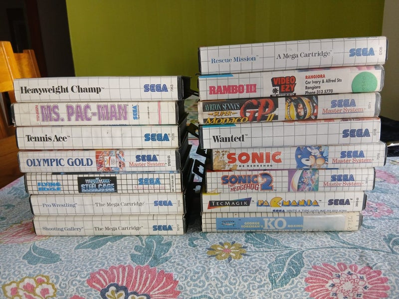 Sega Master System 2 with 15 games Carousel 2