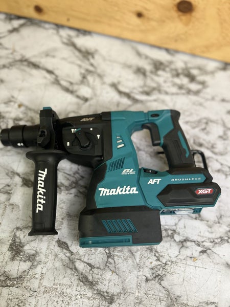 Makita rotary hammer drill HR002G SKIN ONLY! Carousel 8