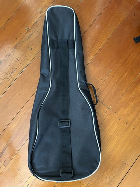 Malaka dolphin ukulele (incl bag and strap) Carousel 4