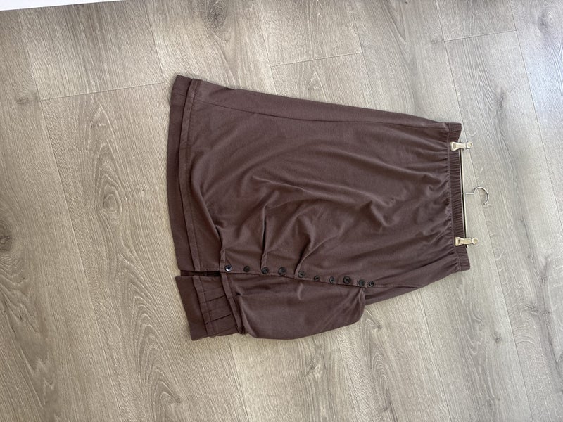 Ladies Coffee coloured skirt Carousel 3