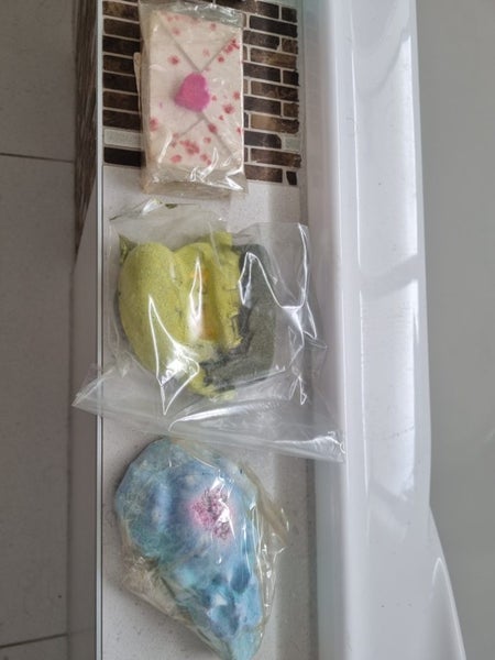 Lush bath Bombs Carousel 2