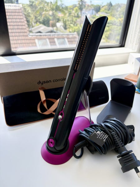 Dyson Corrale Cordless Straightener - Fuchsia - DUAL DOCKS & New Pouch Carousel 1