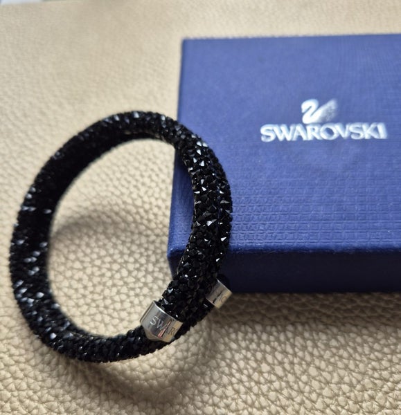 Swarovski bracelet. Carousel 2