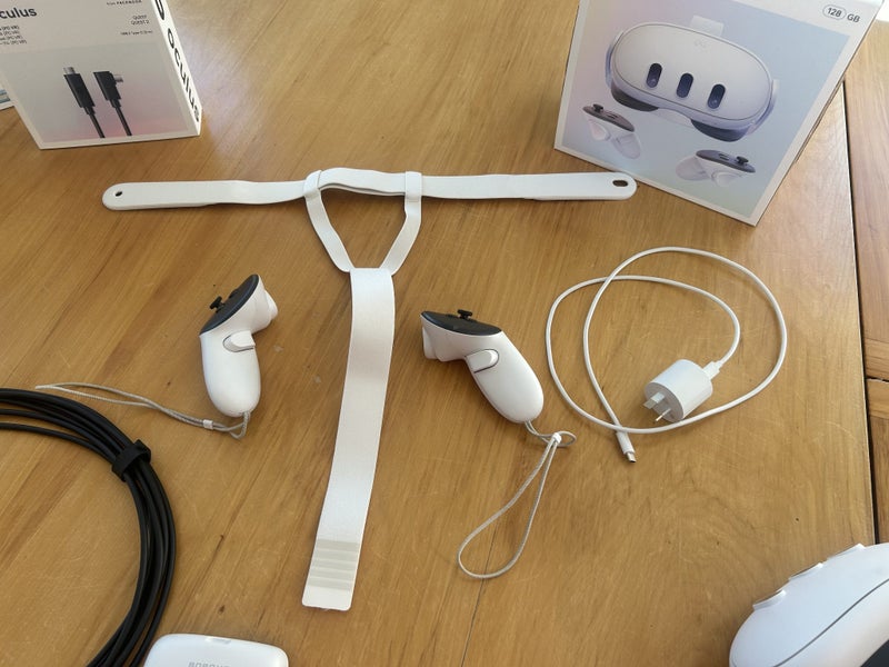Quest 3 + BoboVR S3 Pro + Meta Link Cable -- Like New Carousel 8